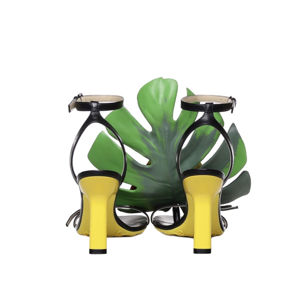 LOEWE sandalai