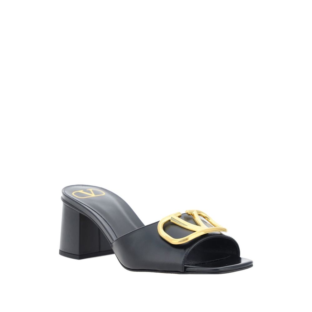 VALENTINO GARAVANI sandalai