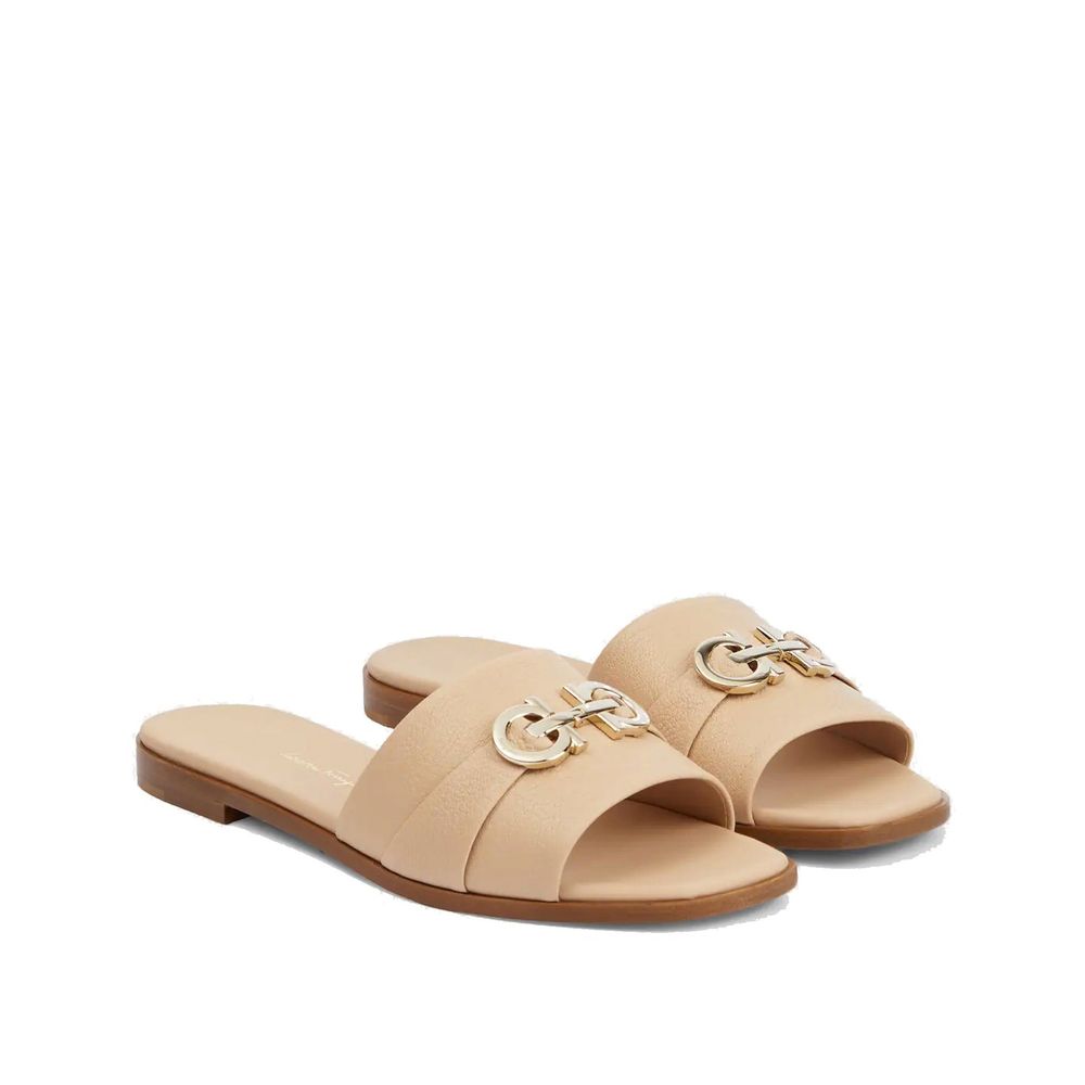 SALVATORE FERRAGAMO sandalai