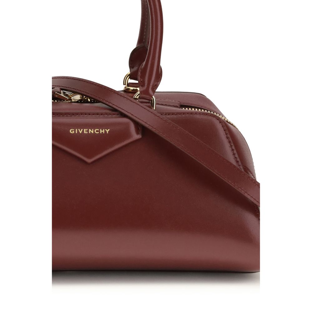 GIVENCHY rankinė