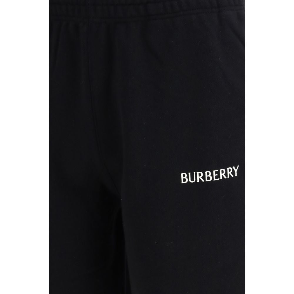BURBERRY šortai