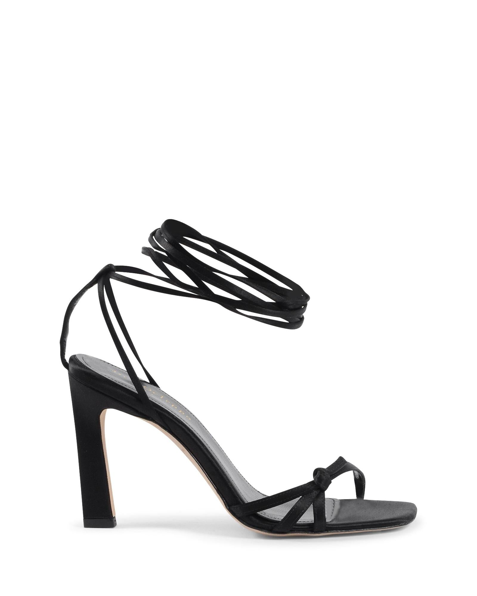 DEE OCLEPPO sandalai
