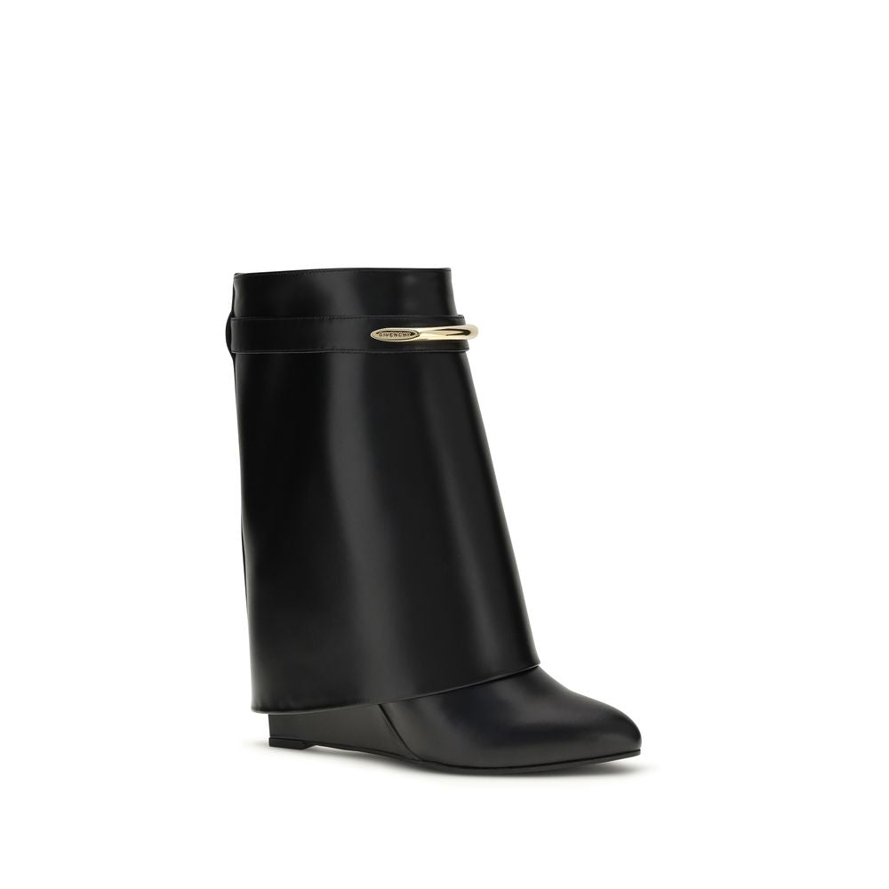 GIVENCHY aulinukai