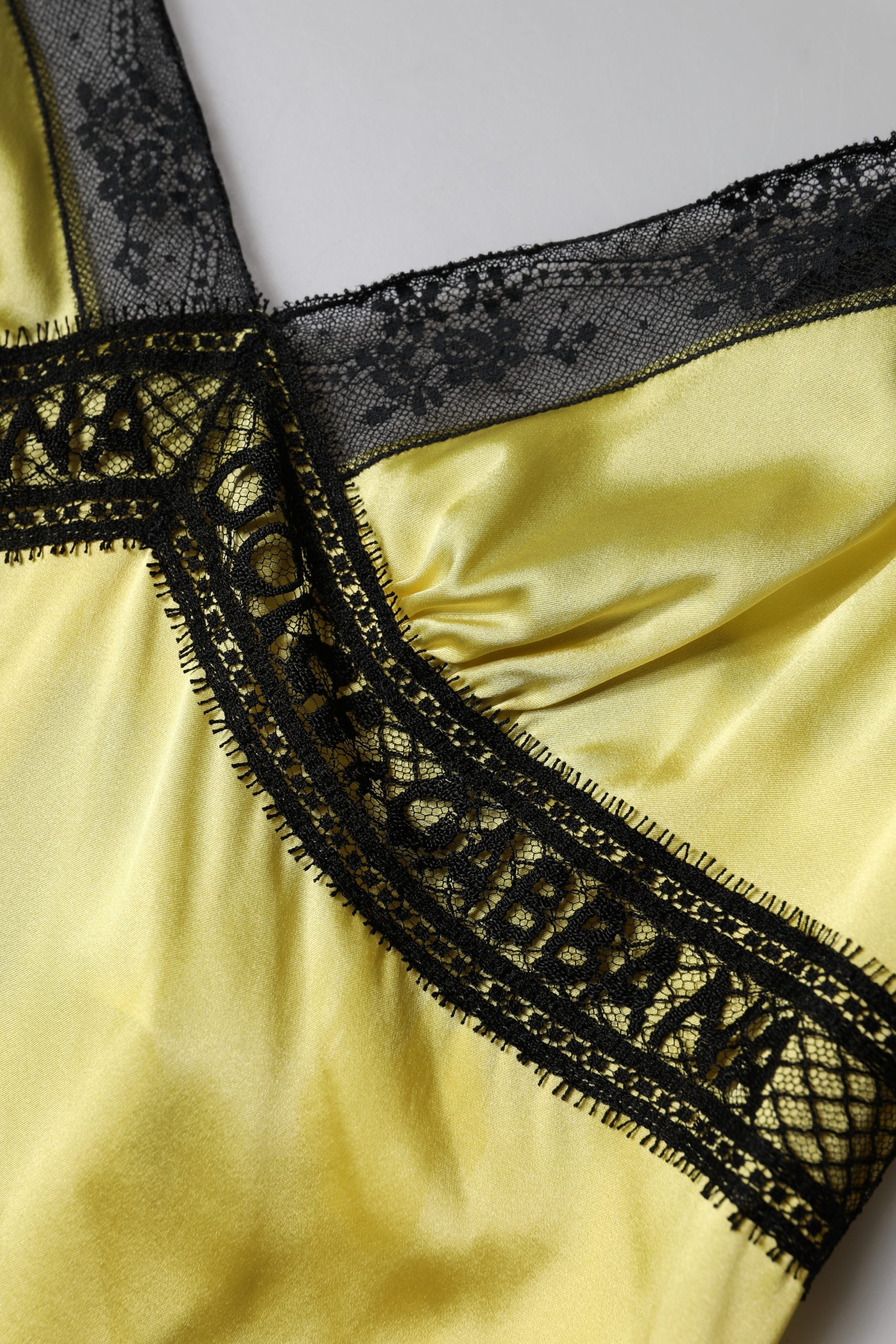 DOLCE & GABBANA apatiniai