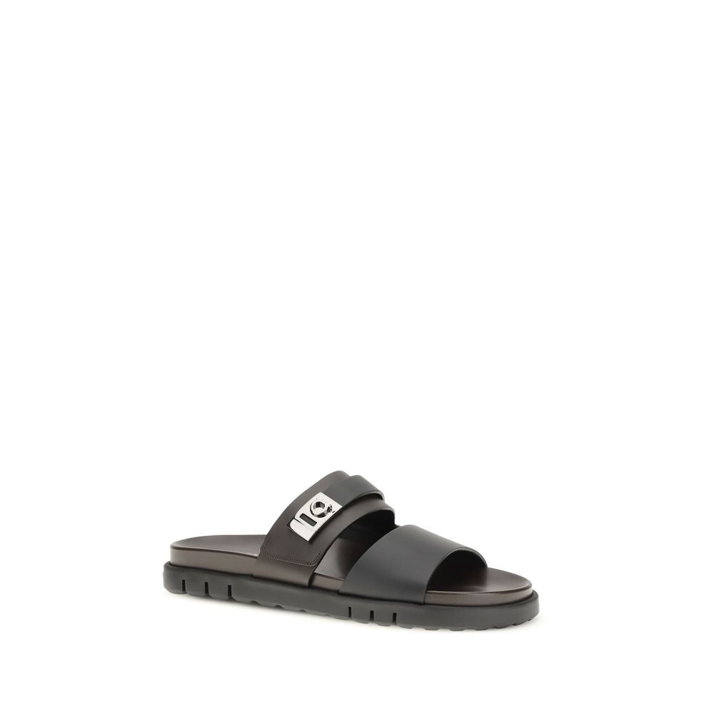 FERRAGAMO sandalai