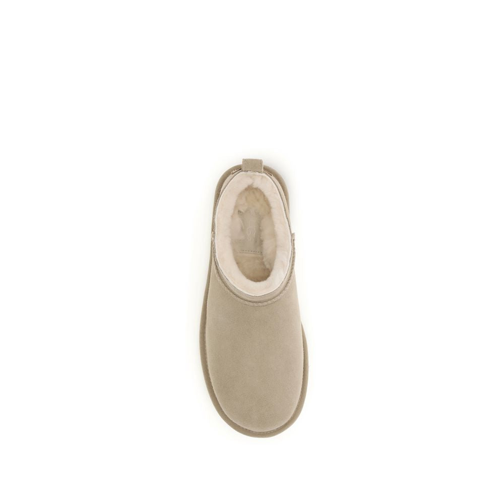UGG aulinukai