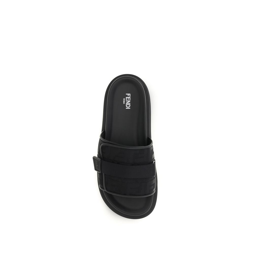 FENDI sandalai