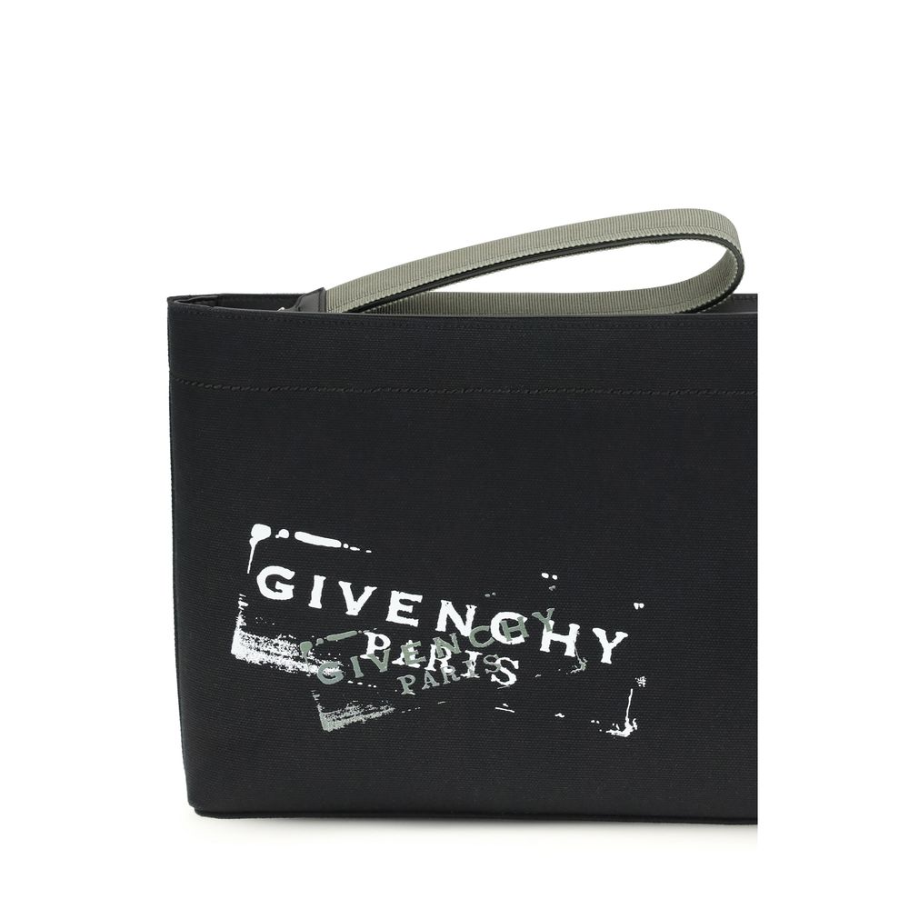 GIVENCHY aksesuarai