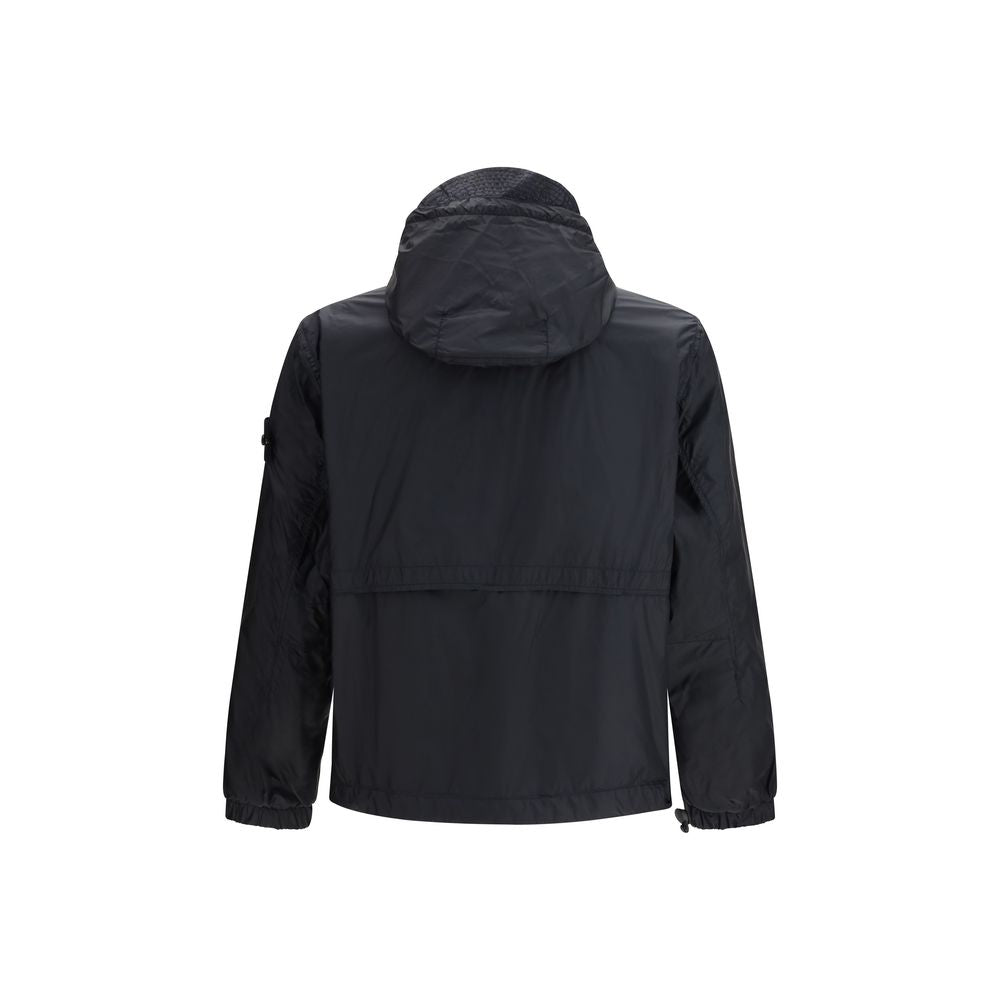 STONE ISLAND striukė