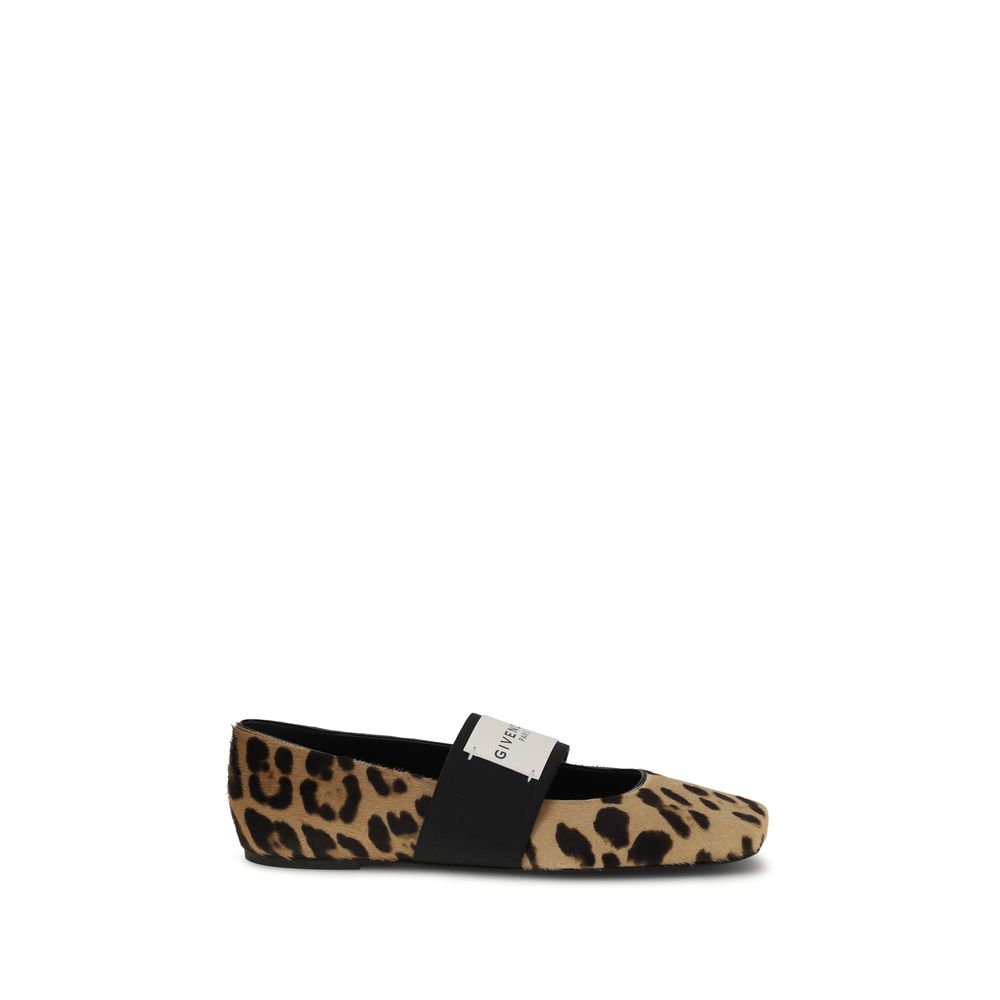 GIVENCHY balerinės