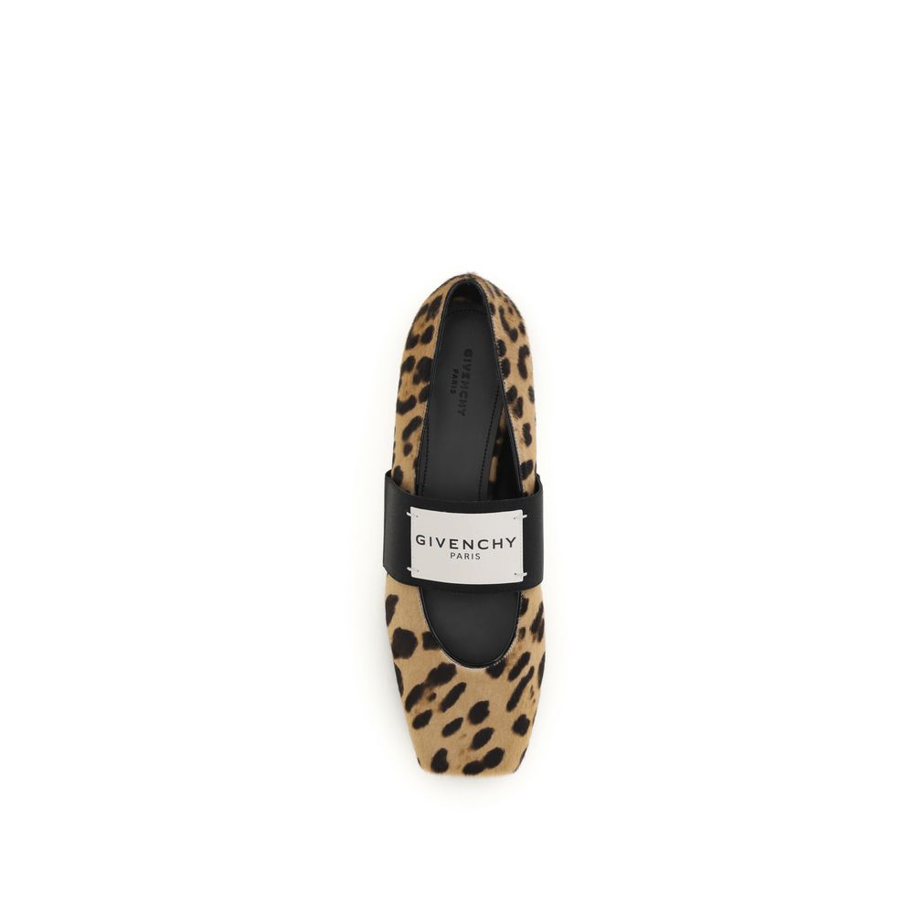 GIVENCHY balerinės