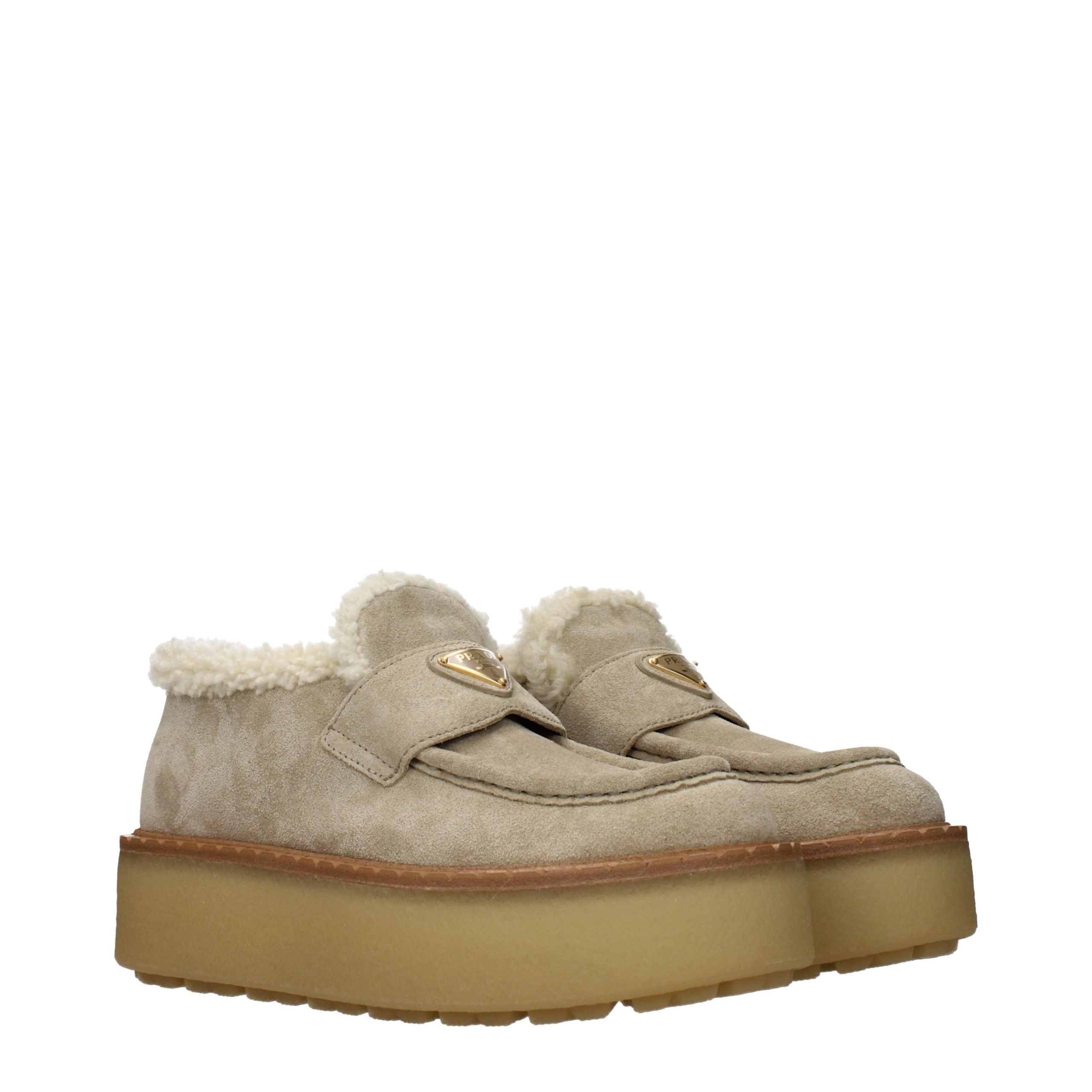 PRADA loferiai