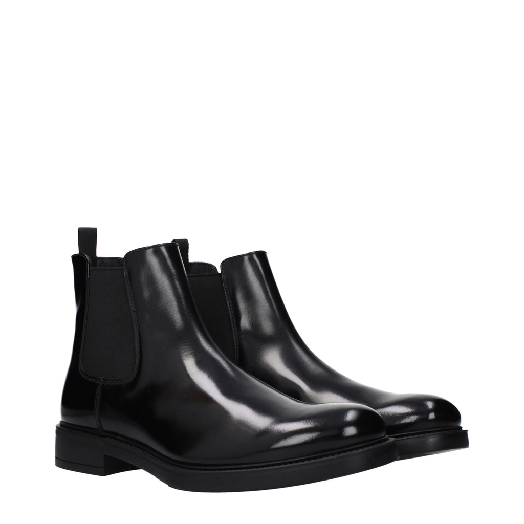 PRADA aulinukai