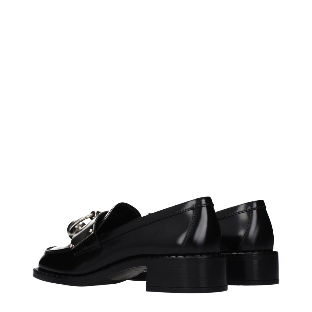 PRADA loferiai