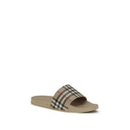 BURBERRY sandalai