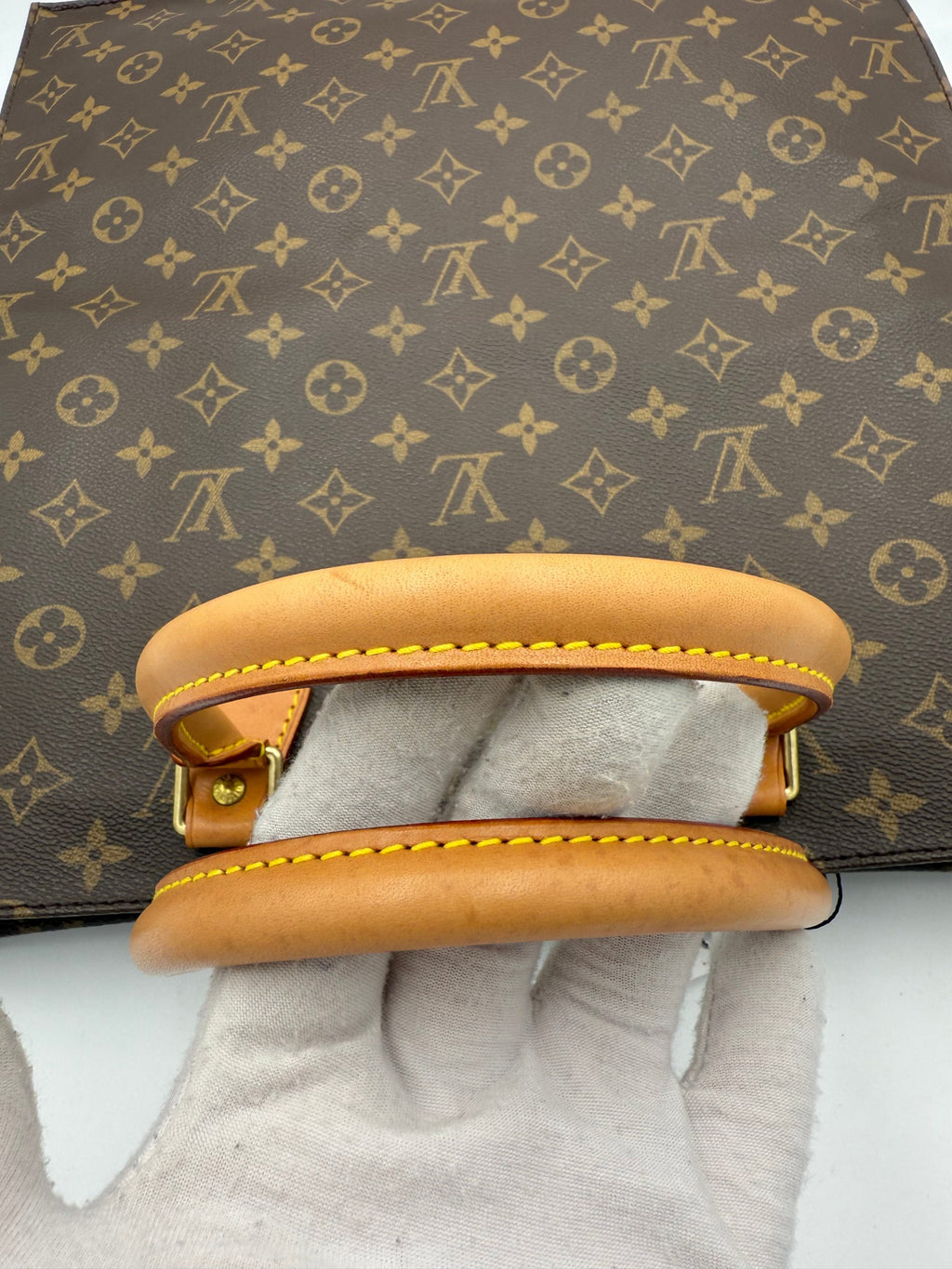 LOUIS VUITTON rankinė