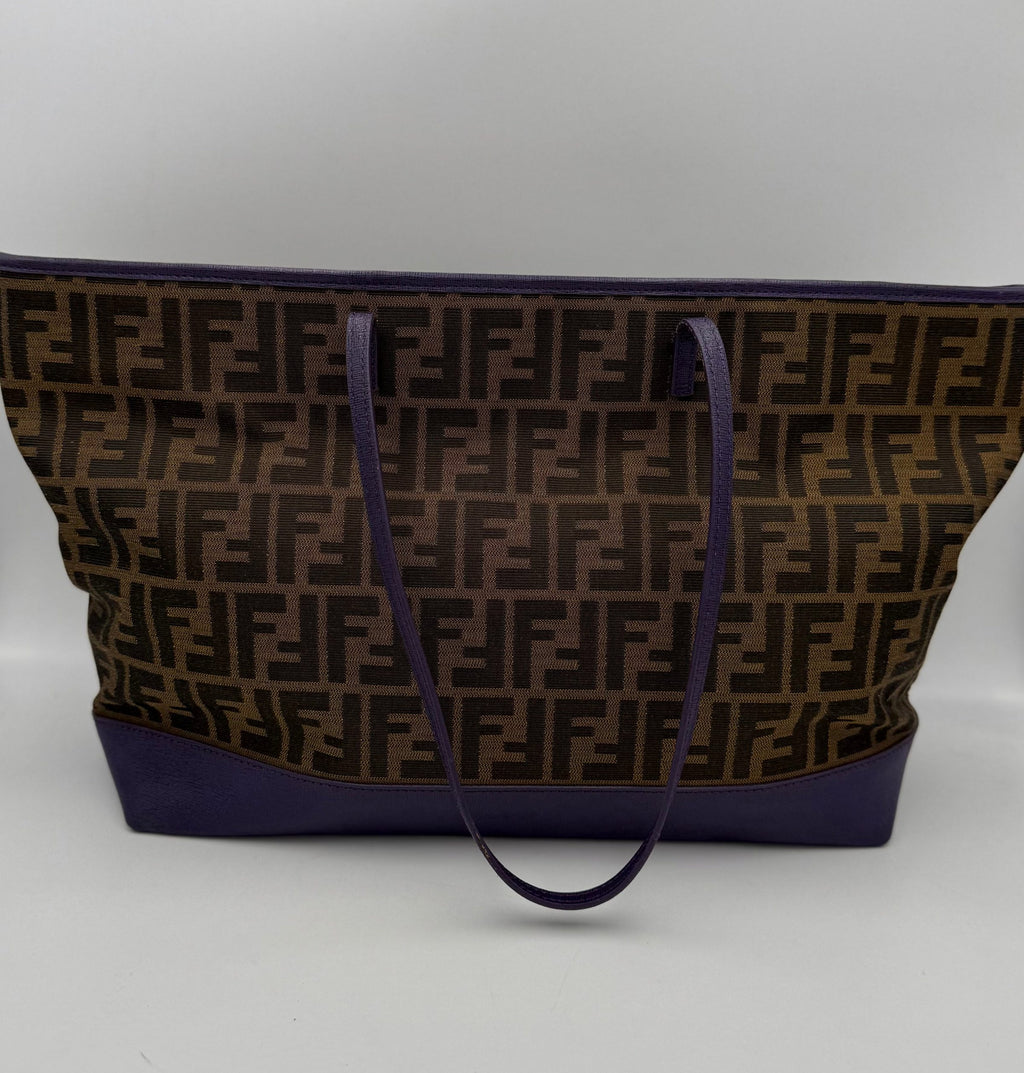 FENDI rankinė