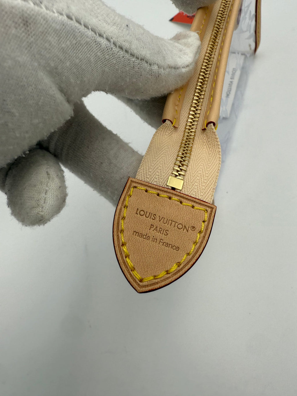 LOUIS VUITTON rankinė