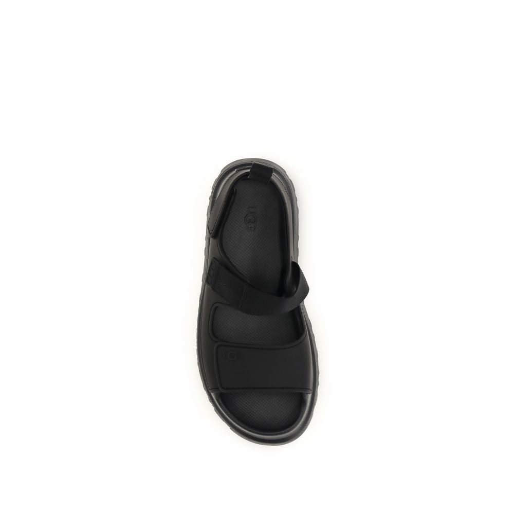 UGG sandalai