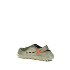 UGG tapkės