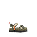 UGG sandalai