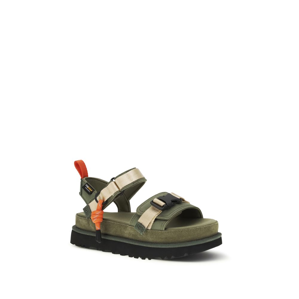 UGG sandalai
