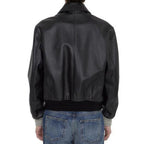 DIOR striukė