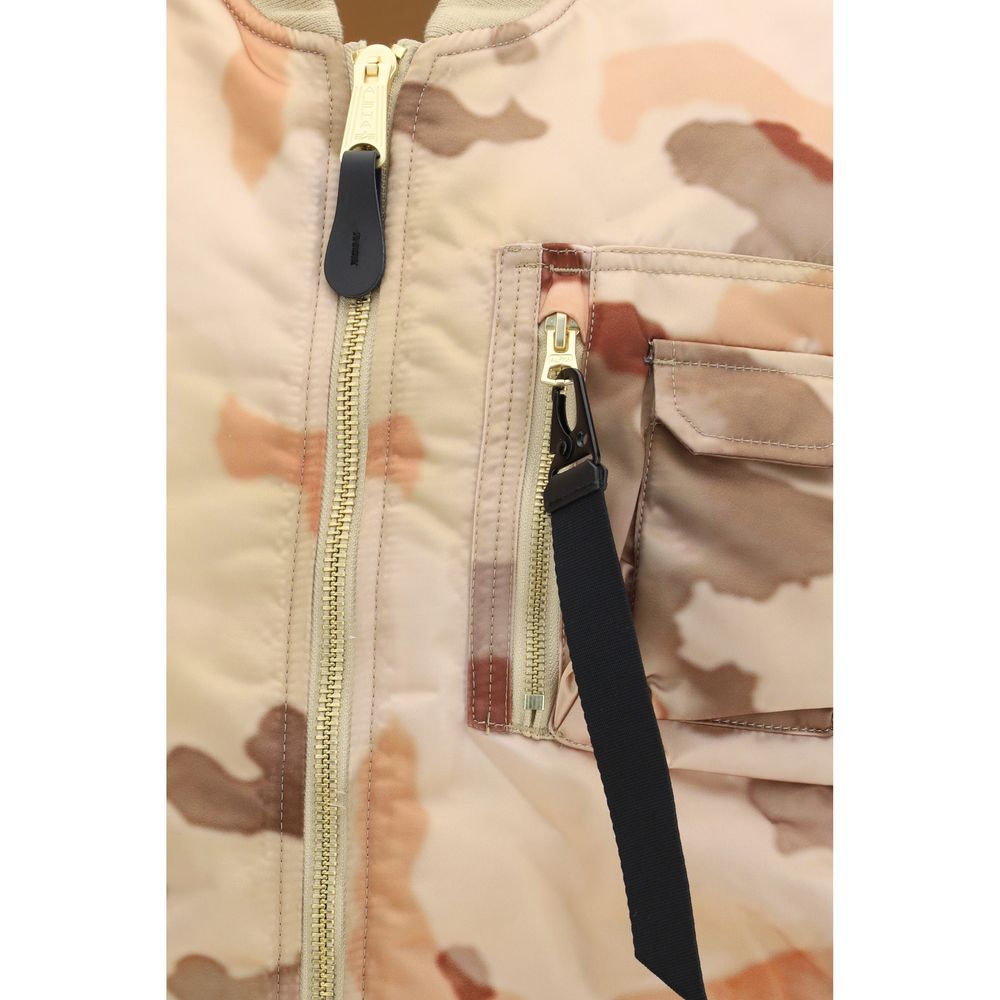 ALPHA INDUSTRIES striukė