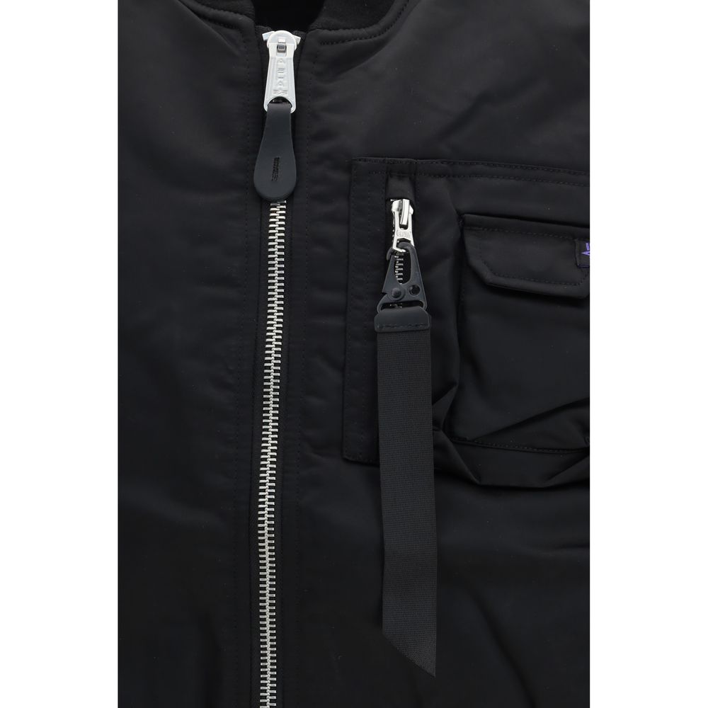 ALPHA INDUSTRIES striukė