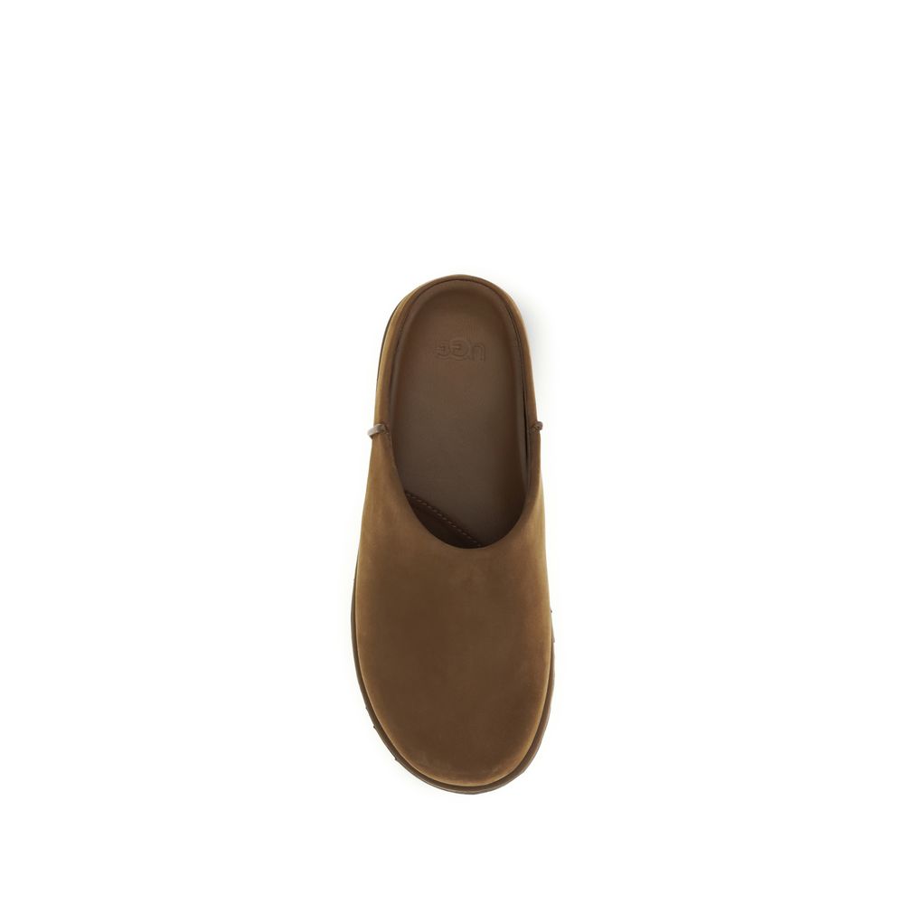 UGG tapkės