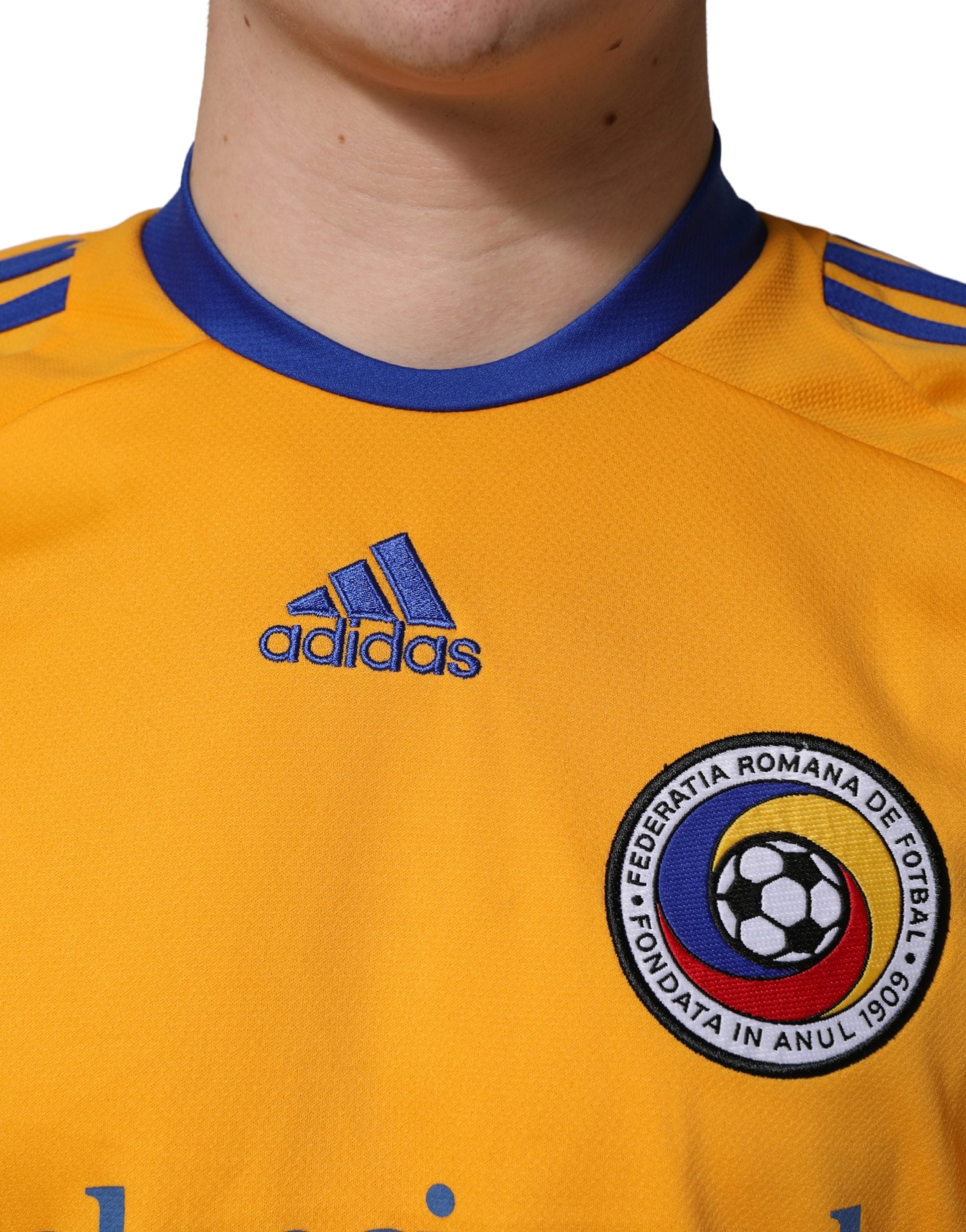 ADIDAS megztinis