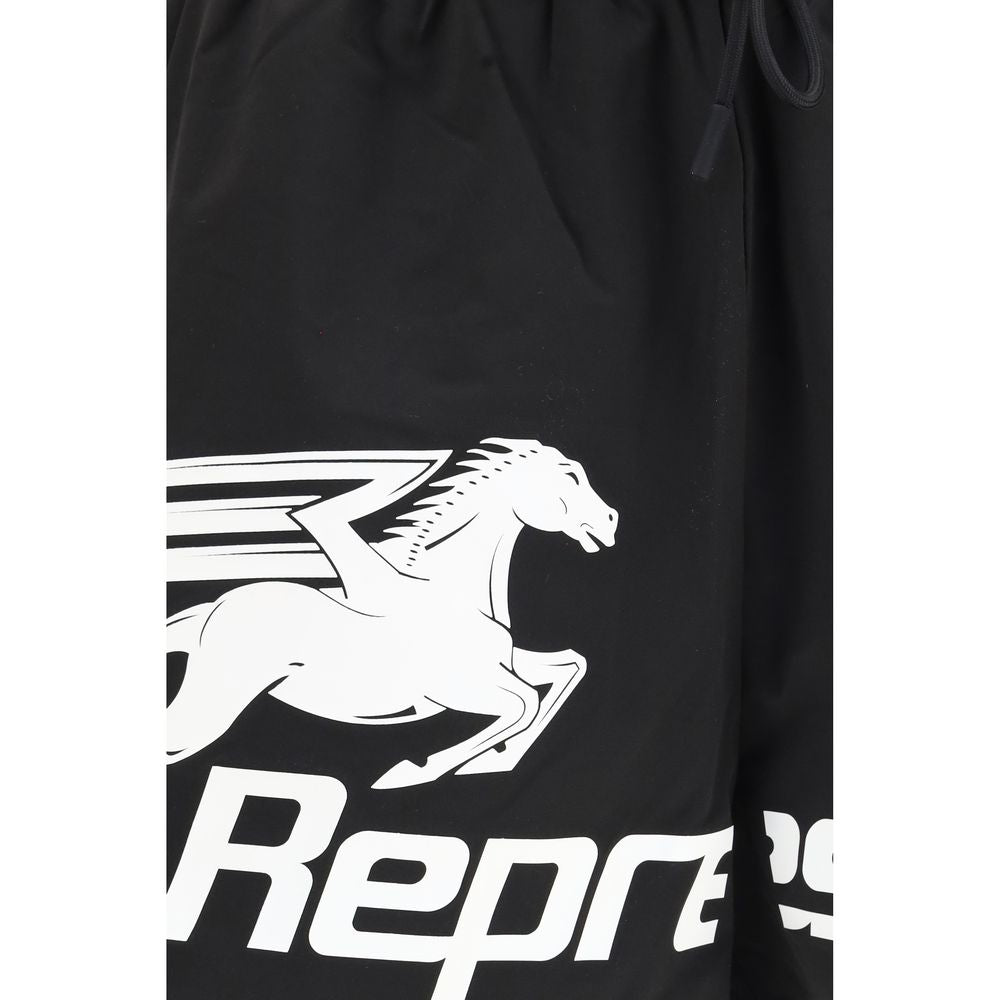 REPRESENT šortai