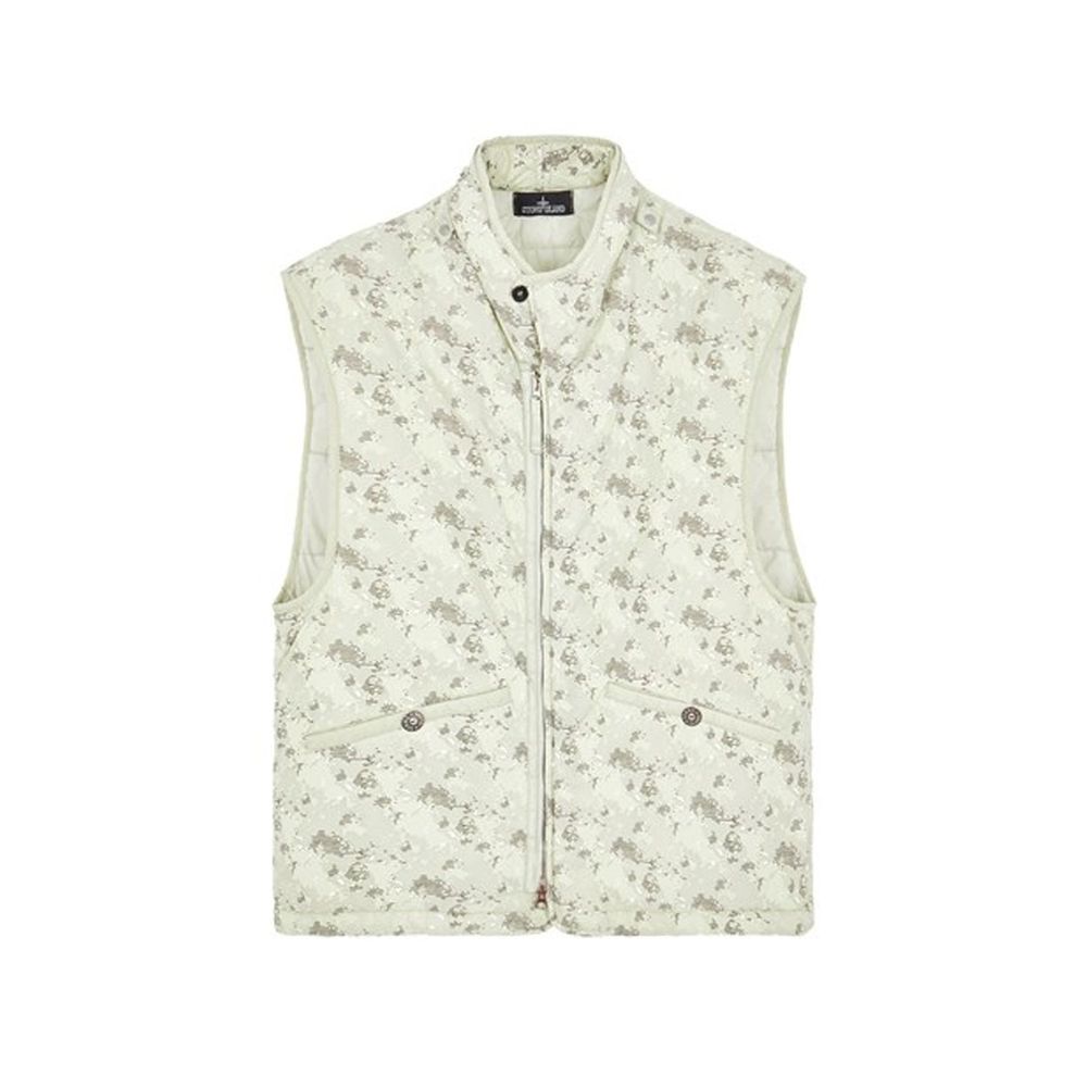 STONE ISLAND striukė