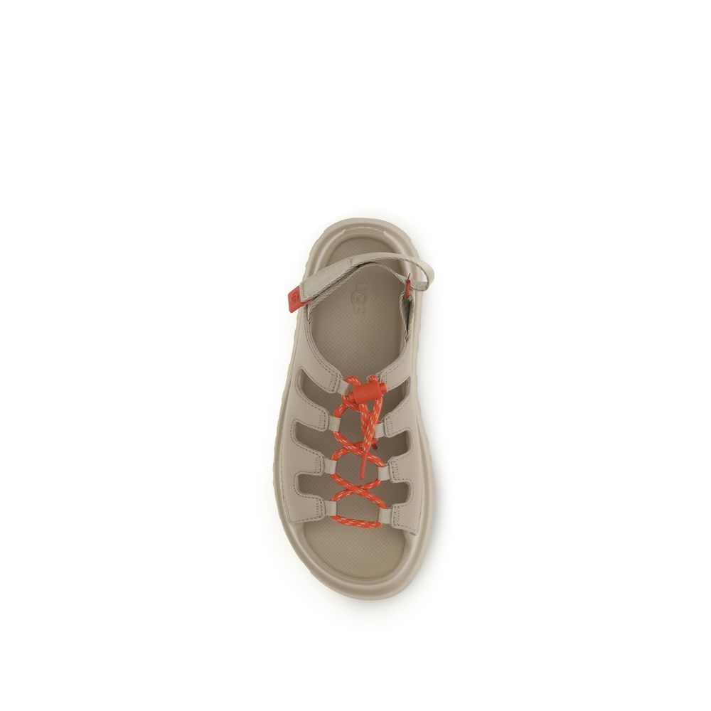 UGG sandalai