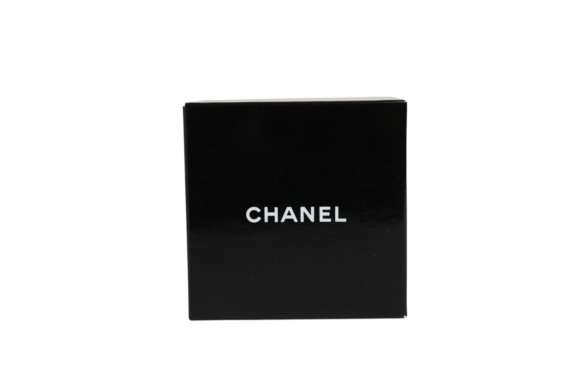 CHANEL sagė