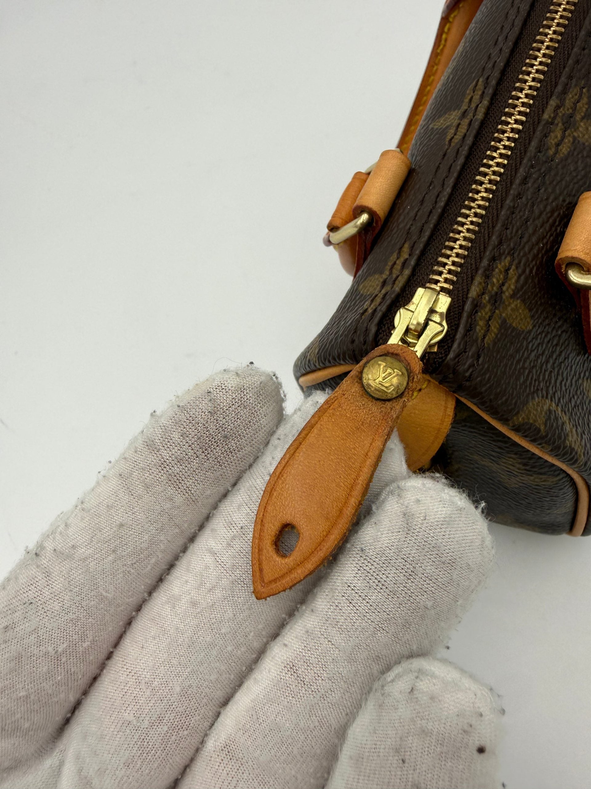 LOUIS VUITTON rankinė