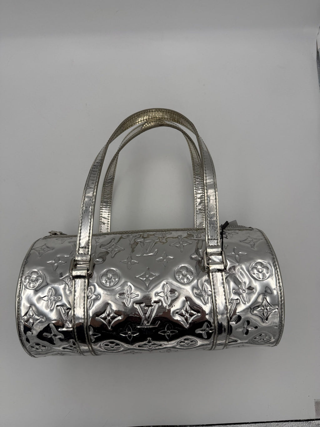 LOUIS VUITTON peteliškė