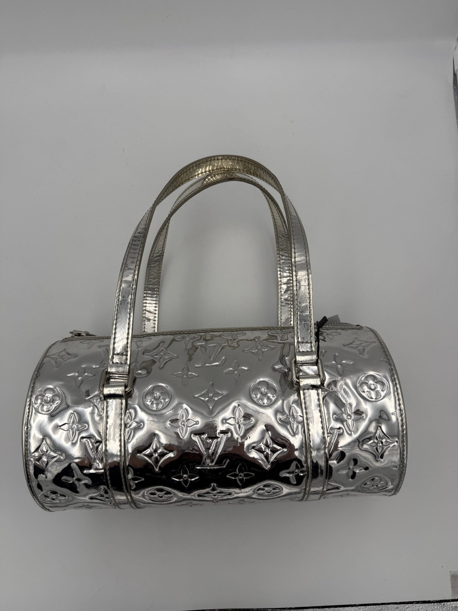 LOUIS VUITTON peteliškė