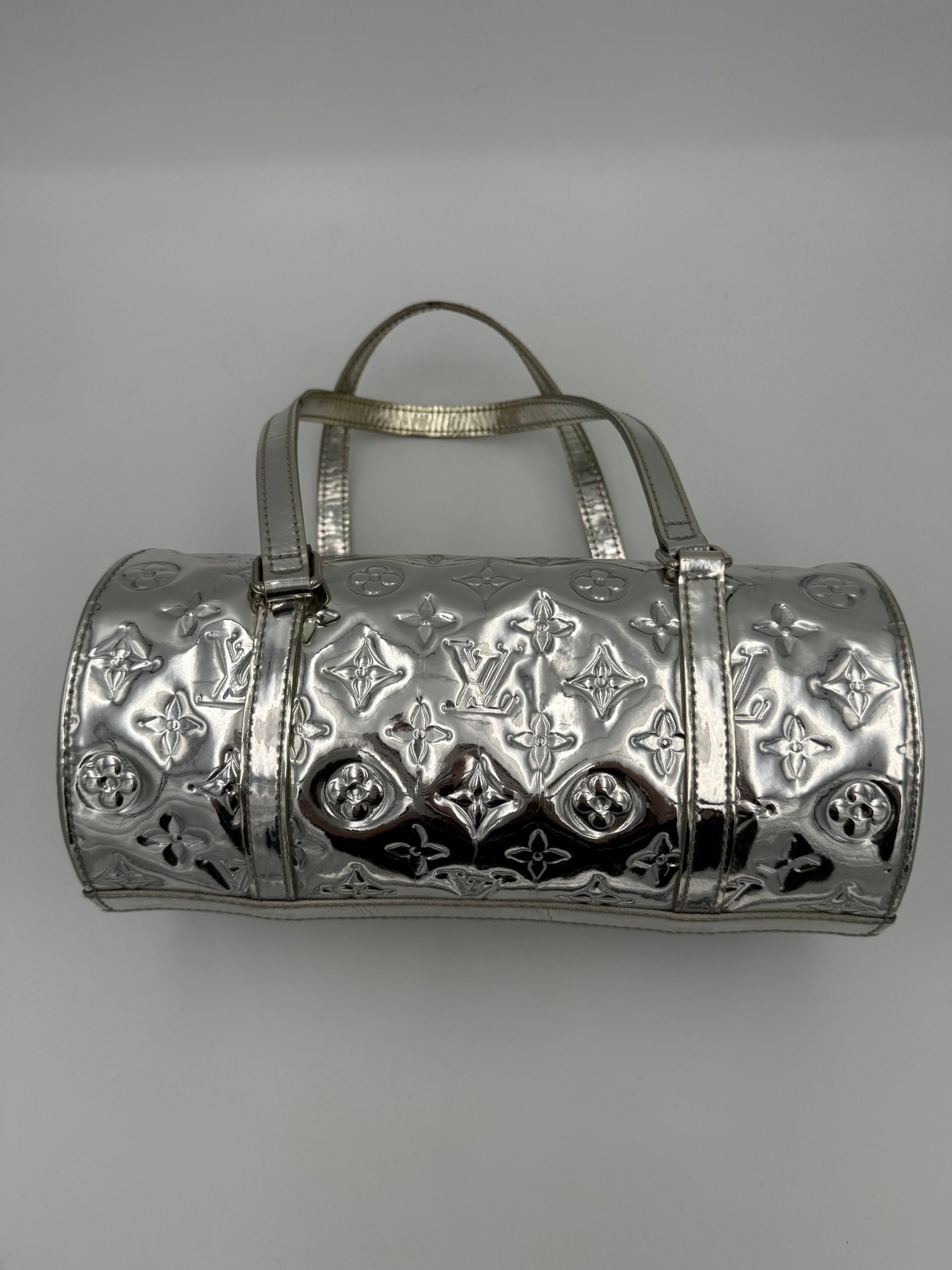 LOUIS VUITTON peteliškė