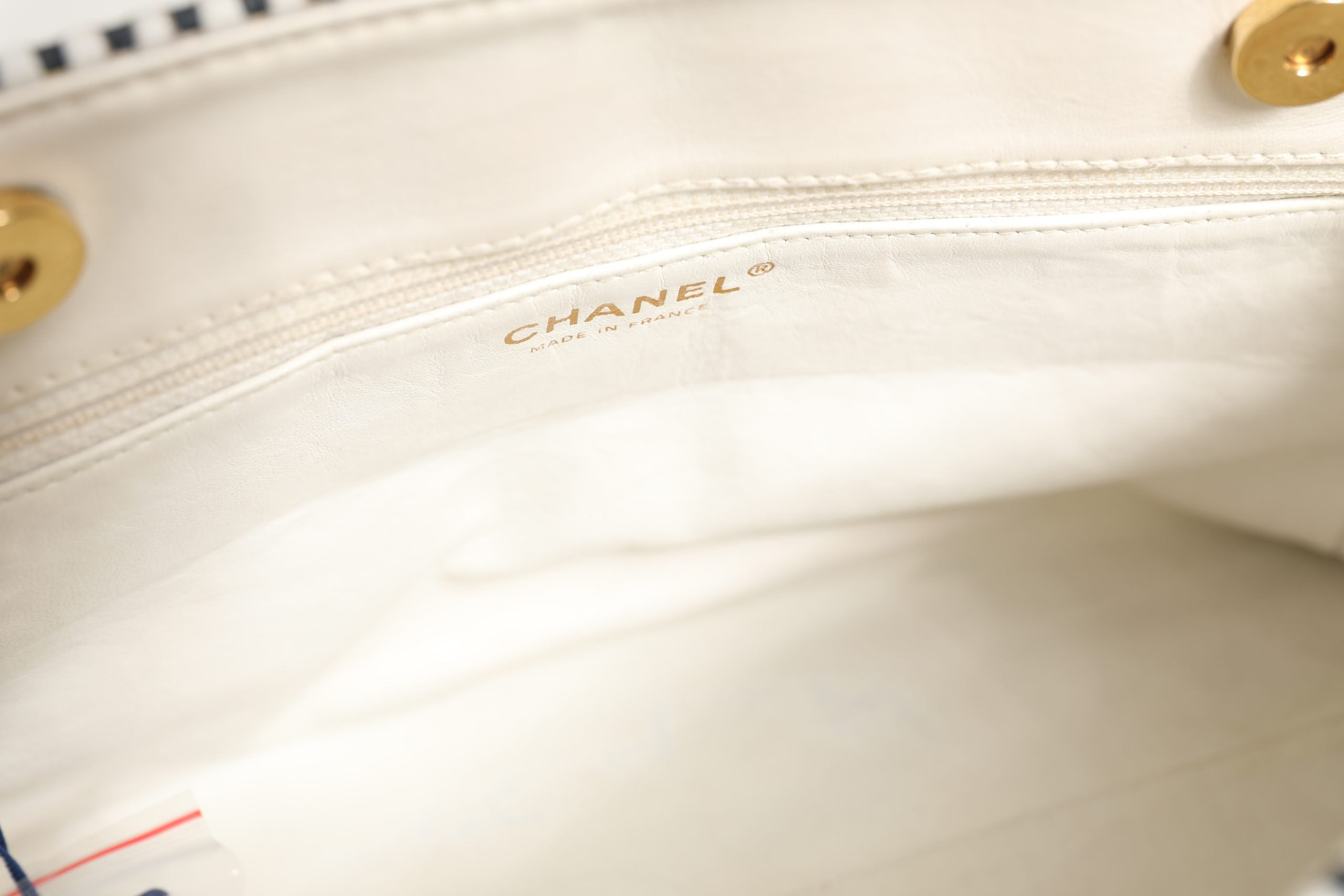 CHANEL rankinė