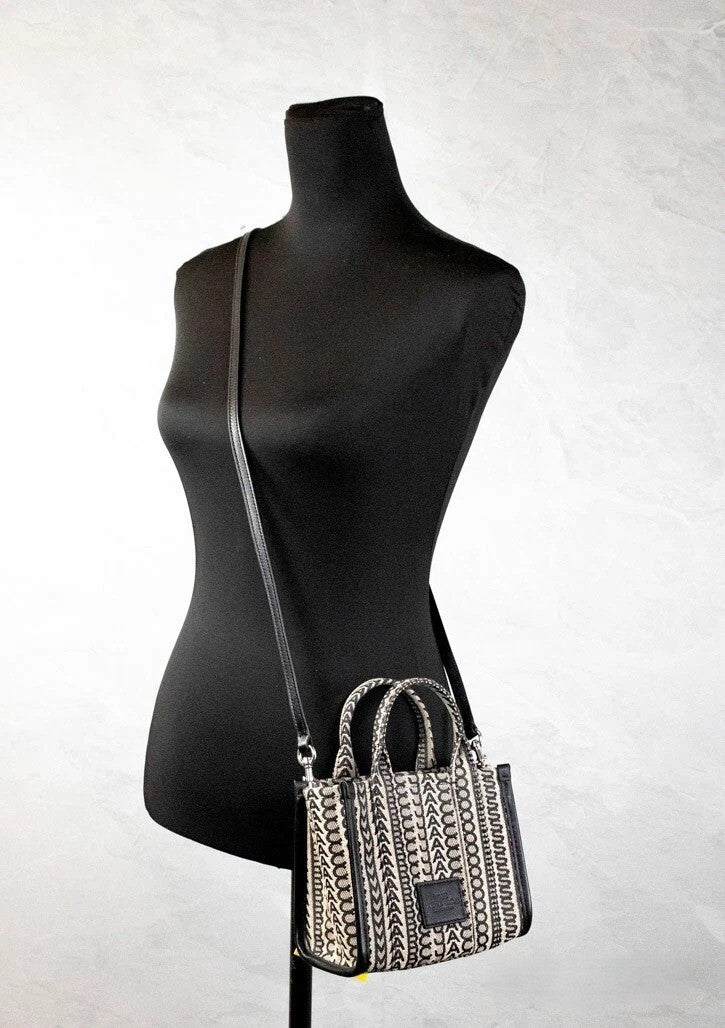 MARC JACOBS rankinė