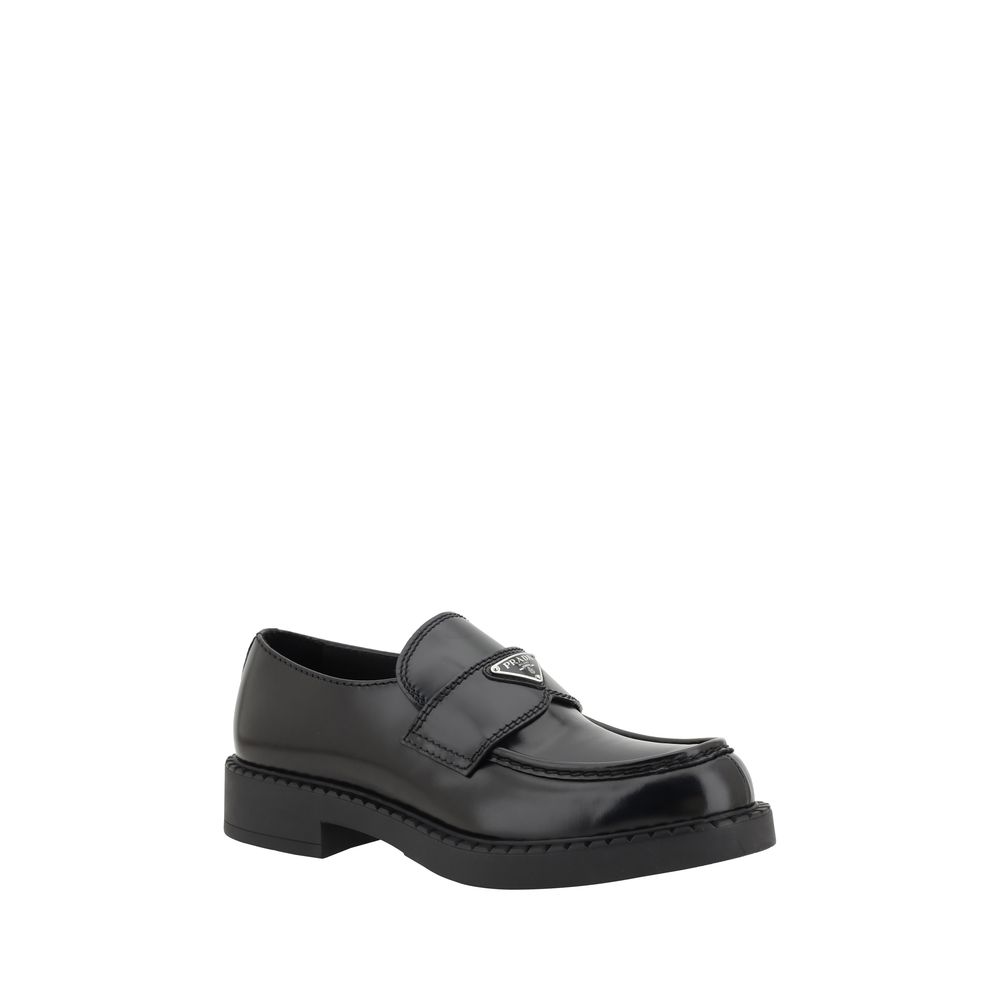 PRADA loferiai