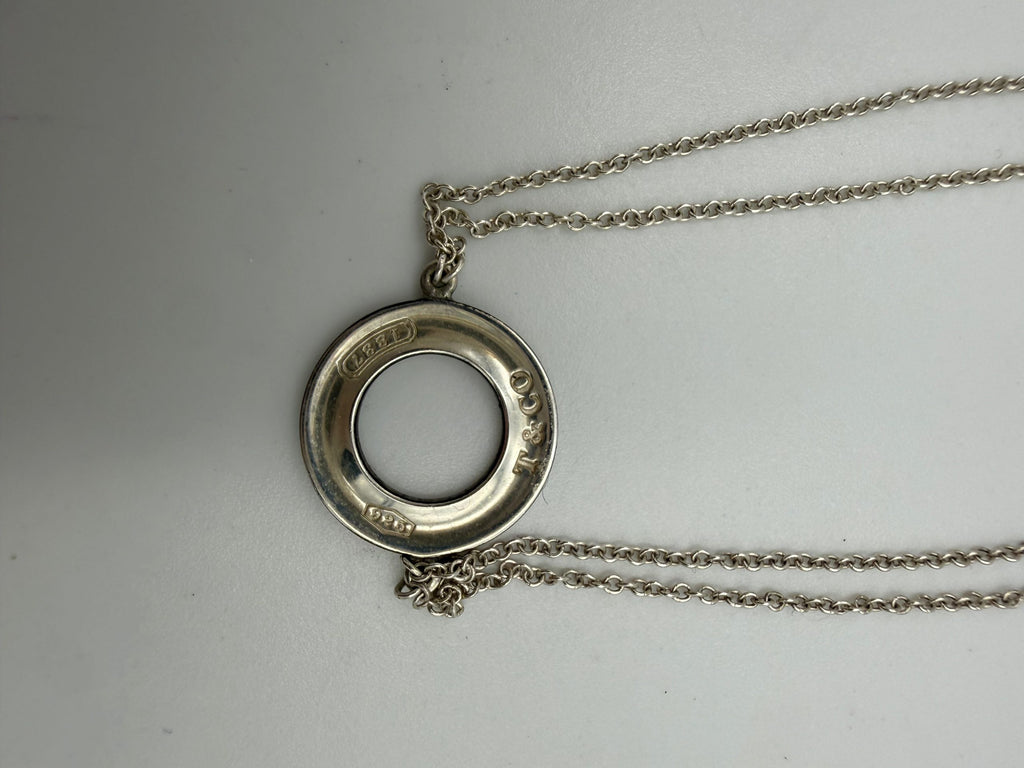 TIFFANY & CO. apyrankė