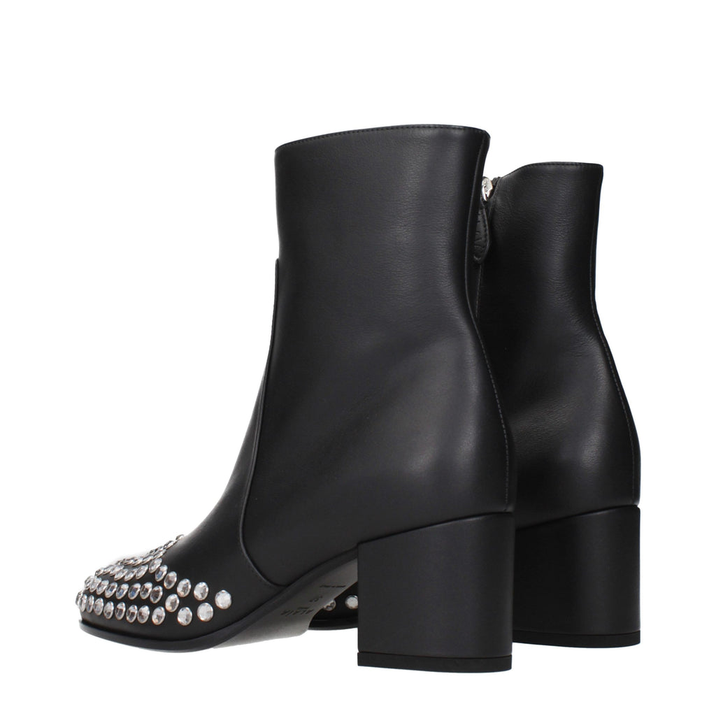 ALAÏA aulinukai
