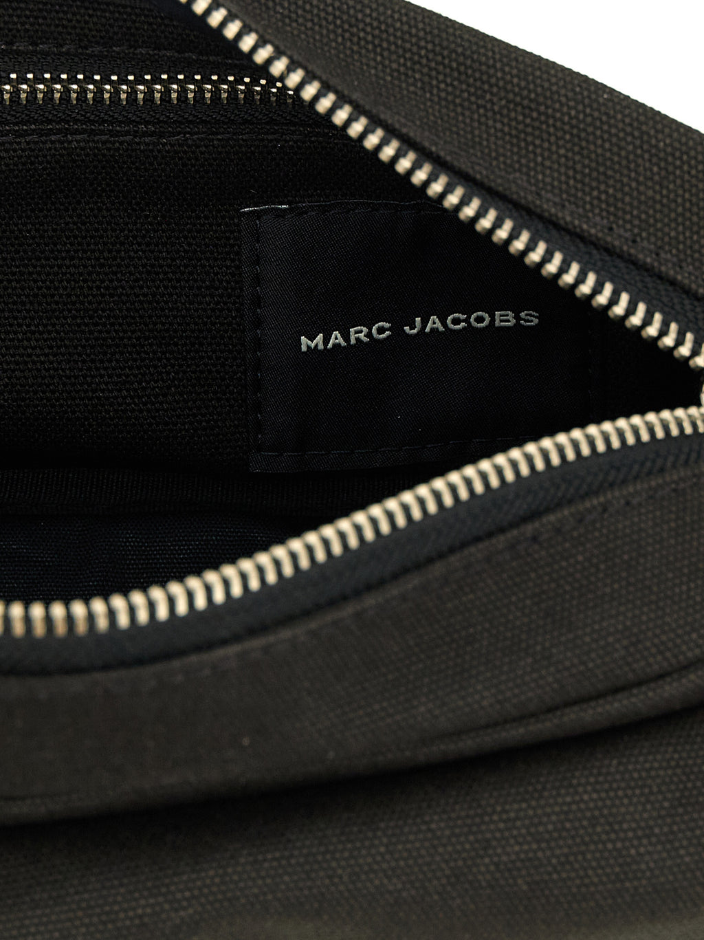MARC JACOBS rankinė