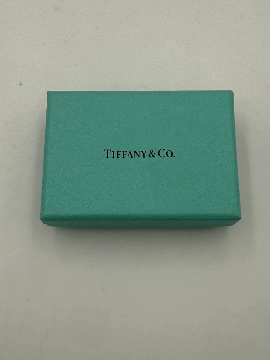 TIFFANY & CO. apyrankė