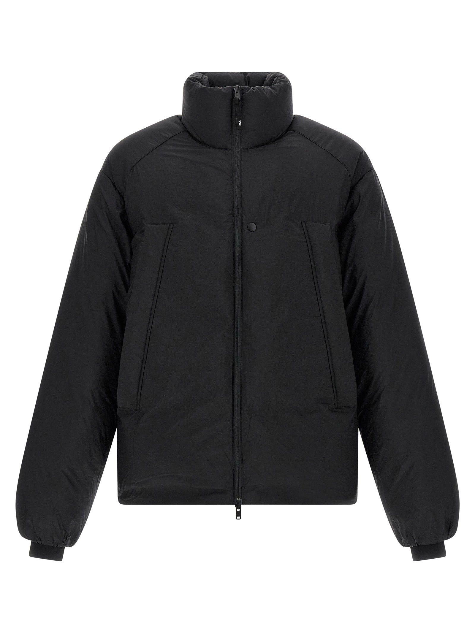 Y-3 striukė