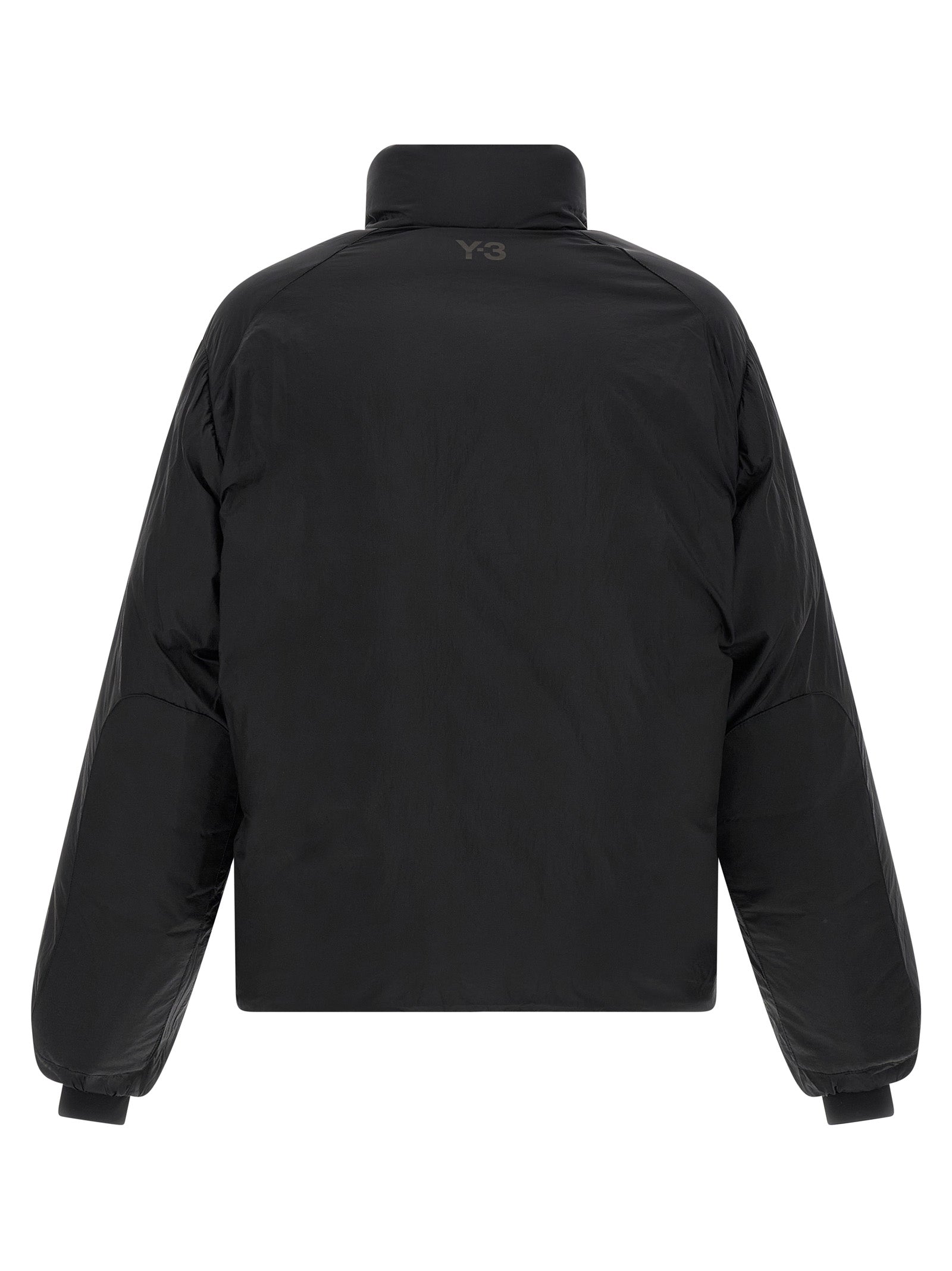 Y-3 striukė