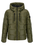 MACKAGE striukė