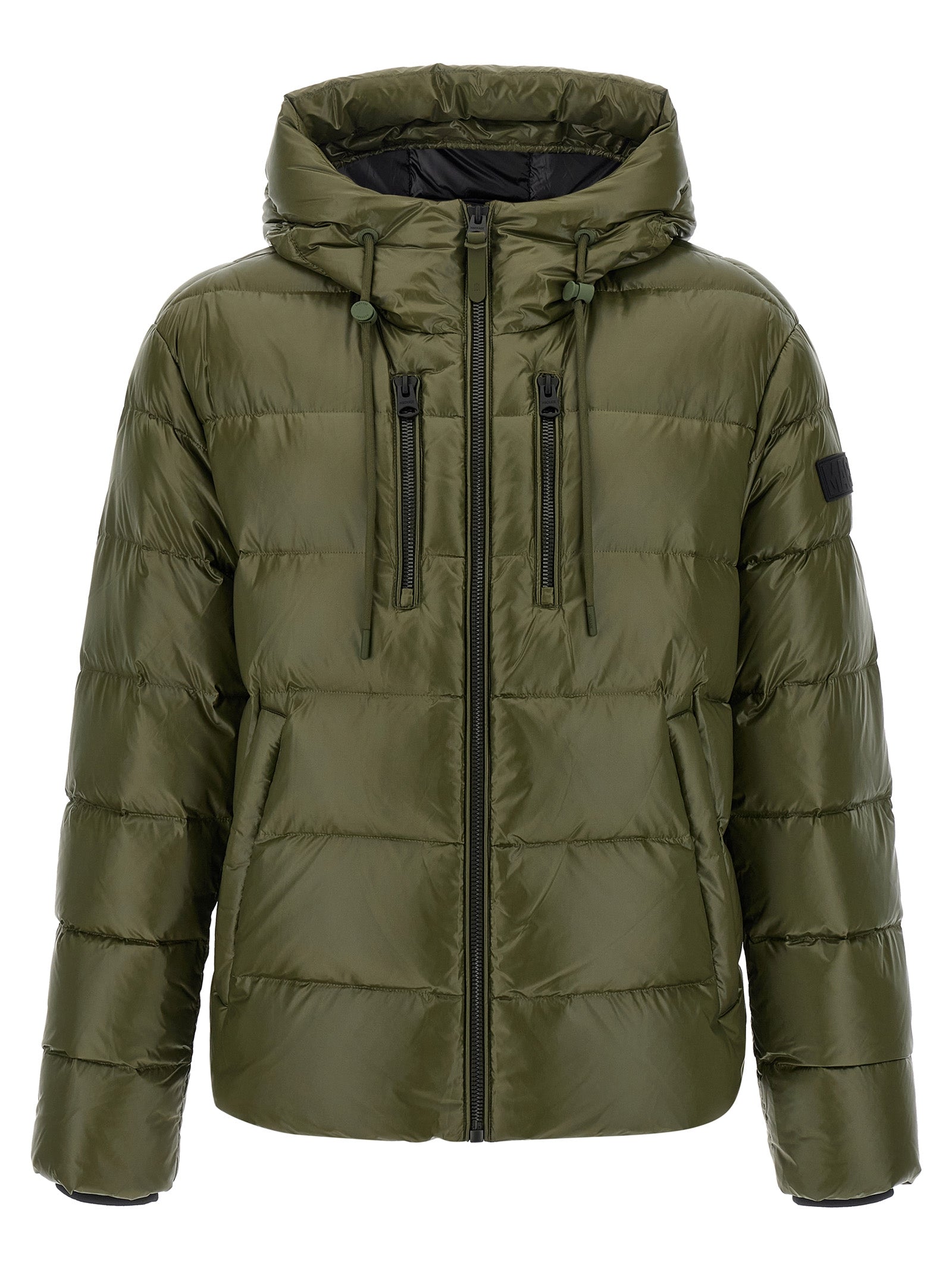 MACKAGE striukė